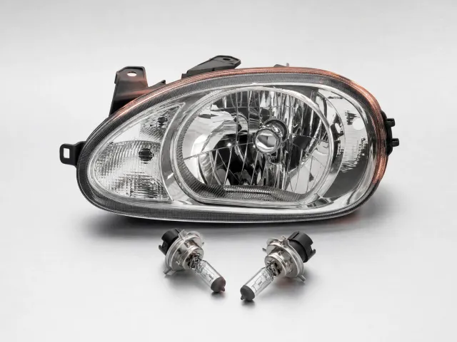 Faro automotriz con dos focos de halógeno